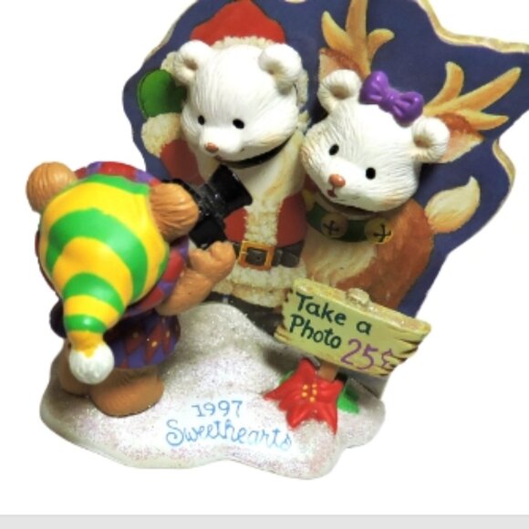 Vintage Christmas Tree Ornament Bears Posing For Photos 1997 Sweethearts Cameras - Picture 3 of 5